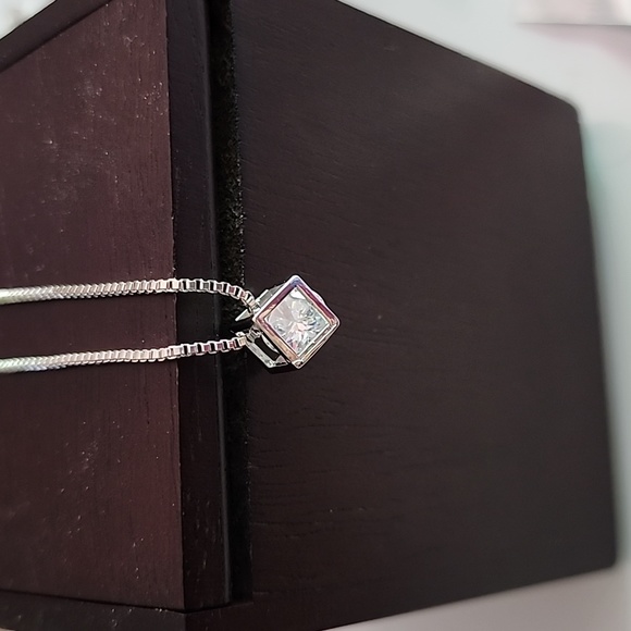 ⚫️Simulated Diamond Cage Necklace - Picture 6 of 9